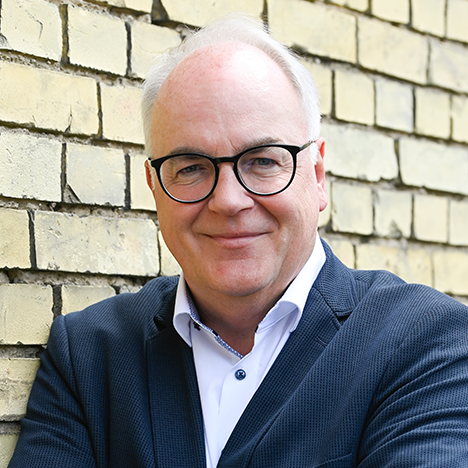 baenisch_komprimiert